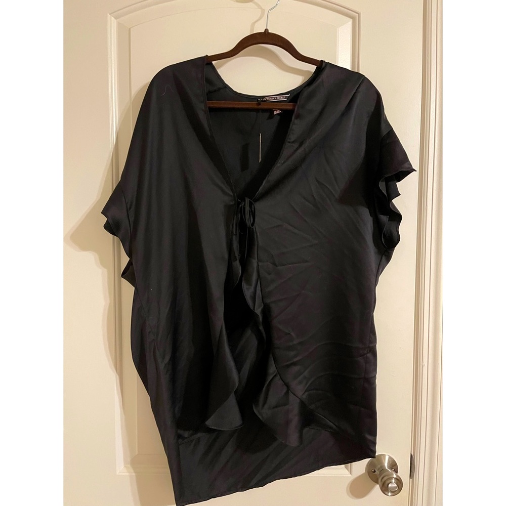 Short sleep satin robe